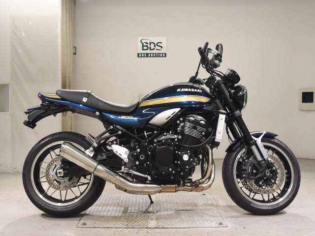 Kawasaki Z900RS 2022