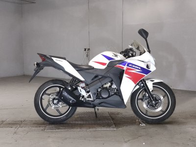 Honda CBR125R 2013