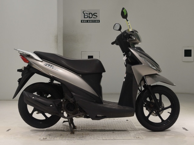 Suzuki ADDRESS V110