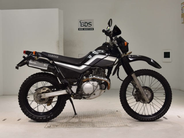 Yamaha SEROW XT225 2002