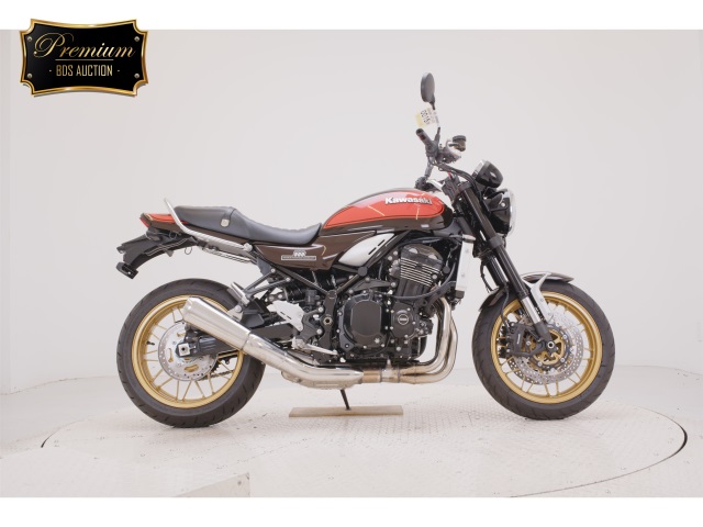 Kawasaki Z900RS 2023