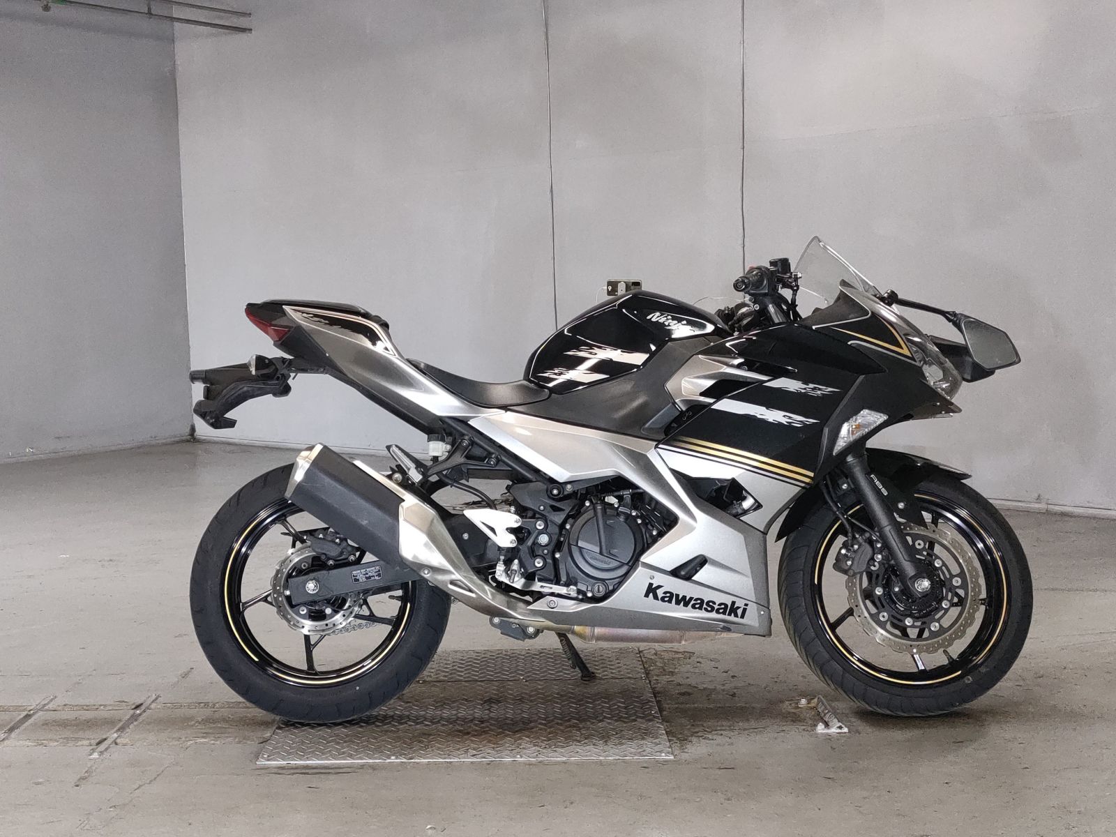 Kawasaki NINJA250 2019