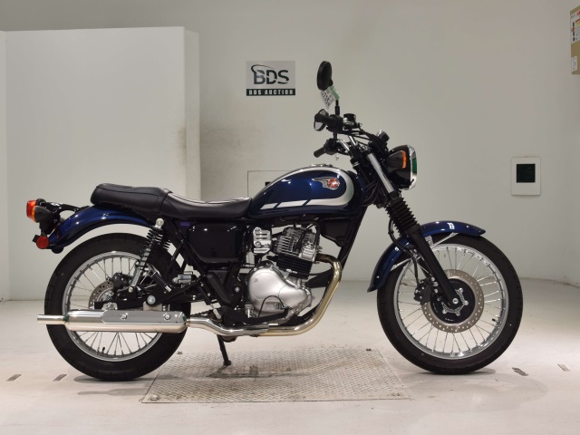 Kawasaki W230 2025