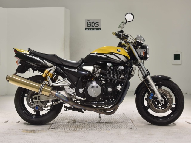 Yamaha XJR1300 2003
