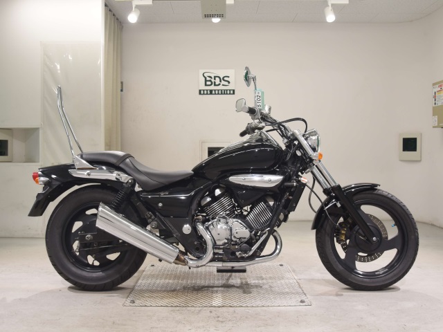 Kawasaki ELIMINATOR 250V 2004