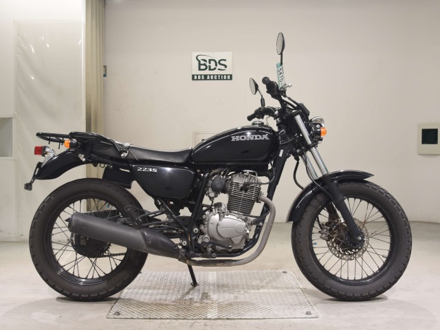 Honda CB223S 2010