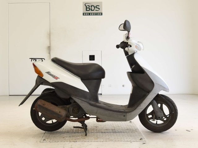 Suzuki LETS2