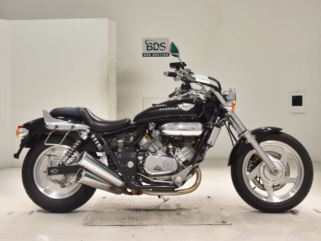 Honda MAGNA250 2005
