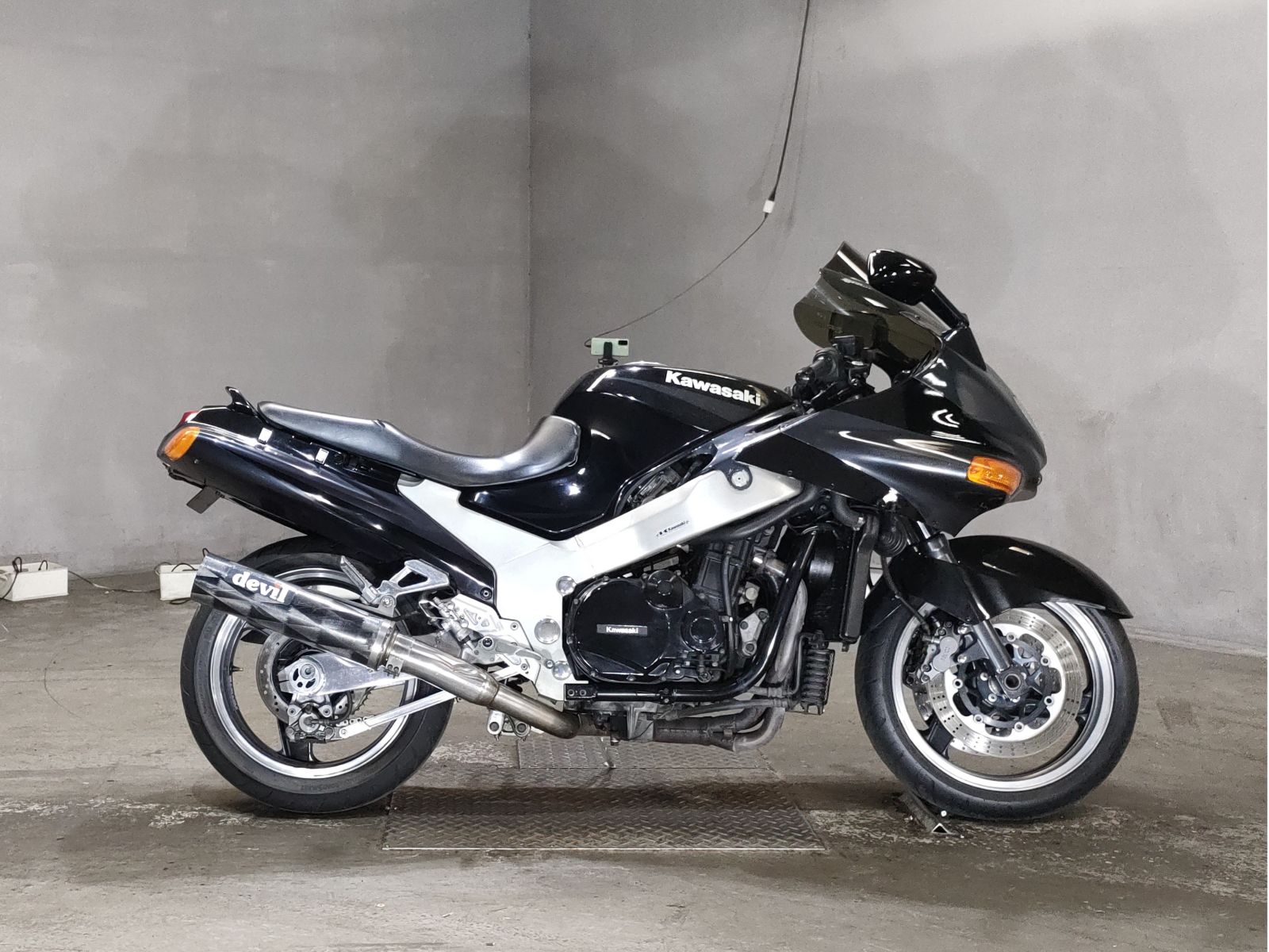 Kawasaki ZZ-R1100 1993