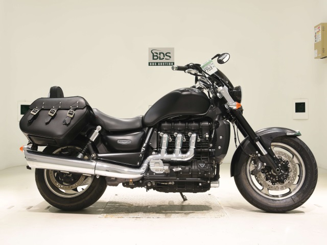 Triumph ROCKET III ROADSTAR 2015