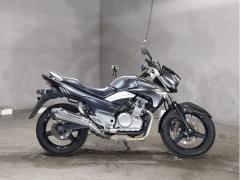 Suzuki GSR250