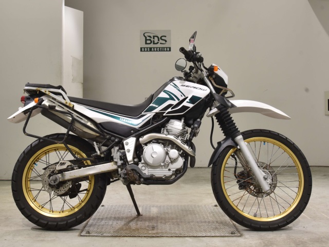 Yamaha SEROW XT250 2012