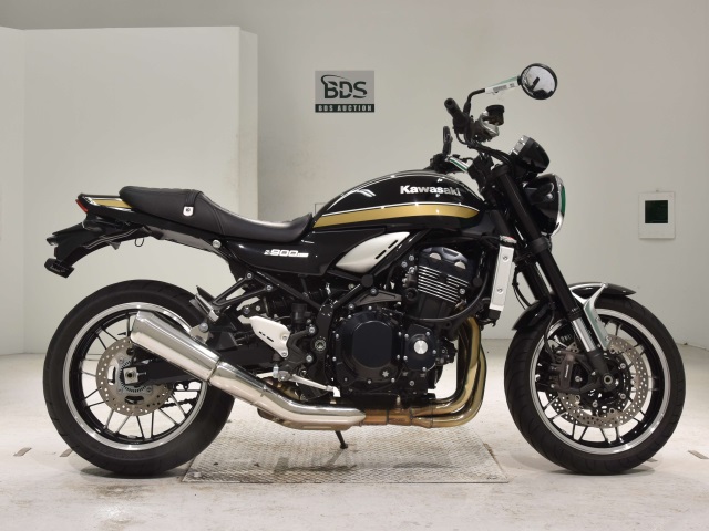 Kawasaki Z900RS 2021