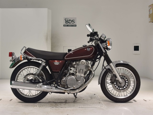 Yamaha SR400 2015