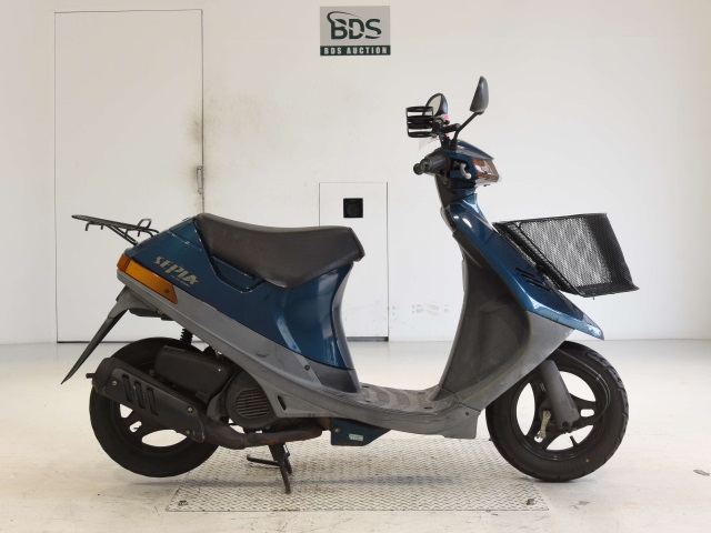 Suzuki SEPIA