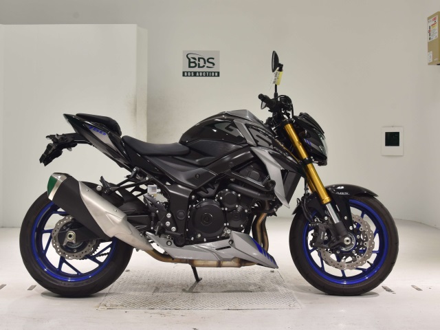 Suzuki GSX-S750 2021