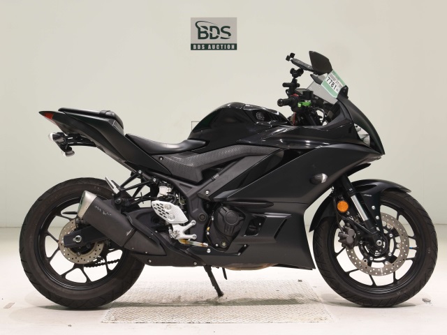 Yamaha YZF-R25A 2021