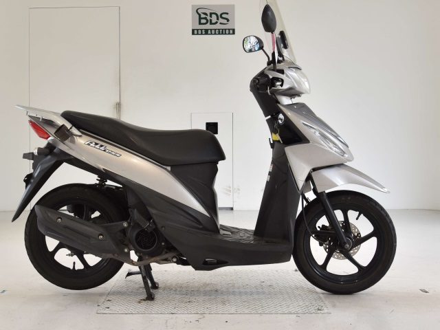 Suzuki ADDRESS V110
