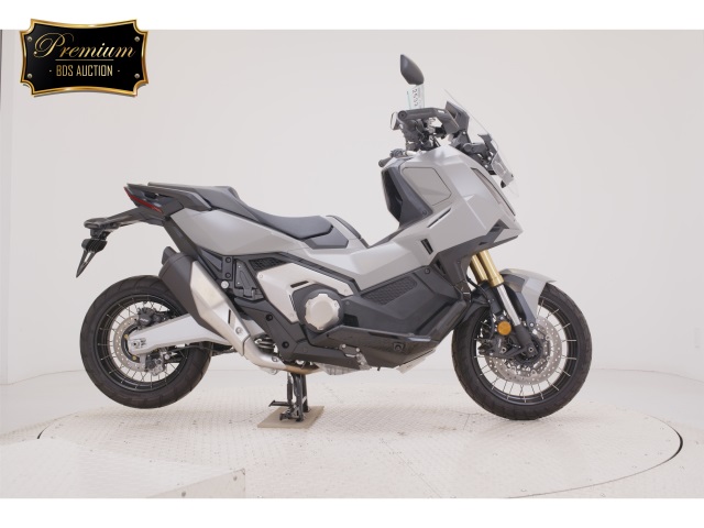 Honda X-ADV750 2025
