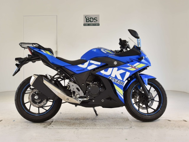 Suzuki GSX250RA