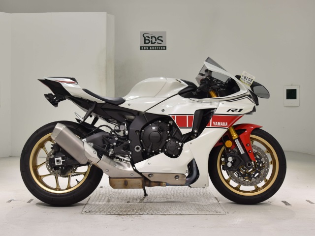 Yamaha YZF-R1 2023