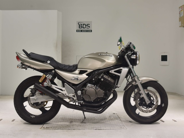 Kawasaki BALIUS ZR250 2005