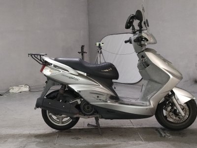 Yamaha CYGNUS125X