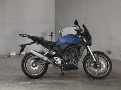 Honda CB250R 2019