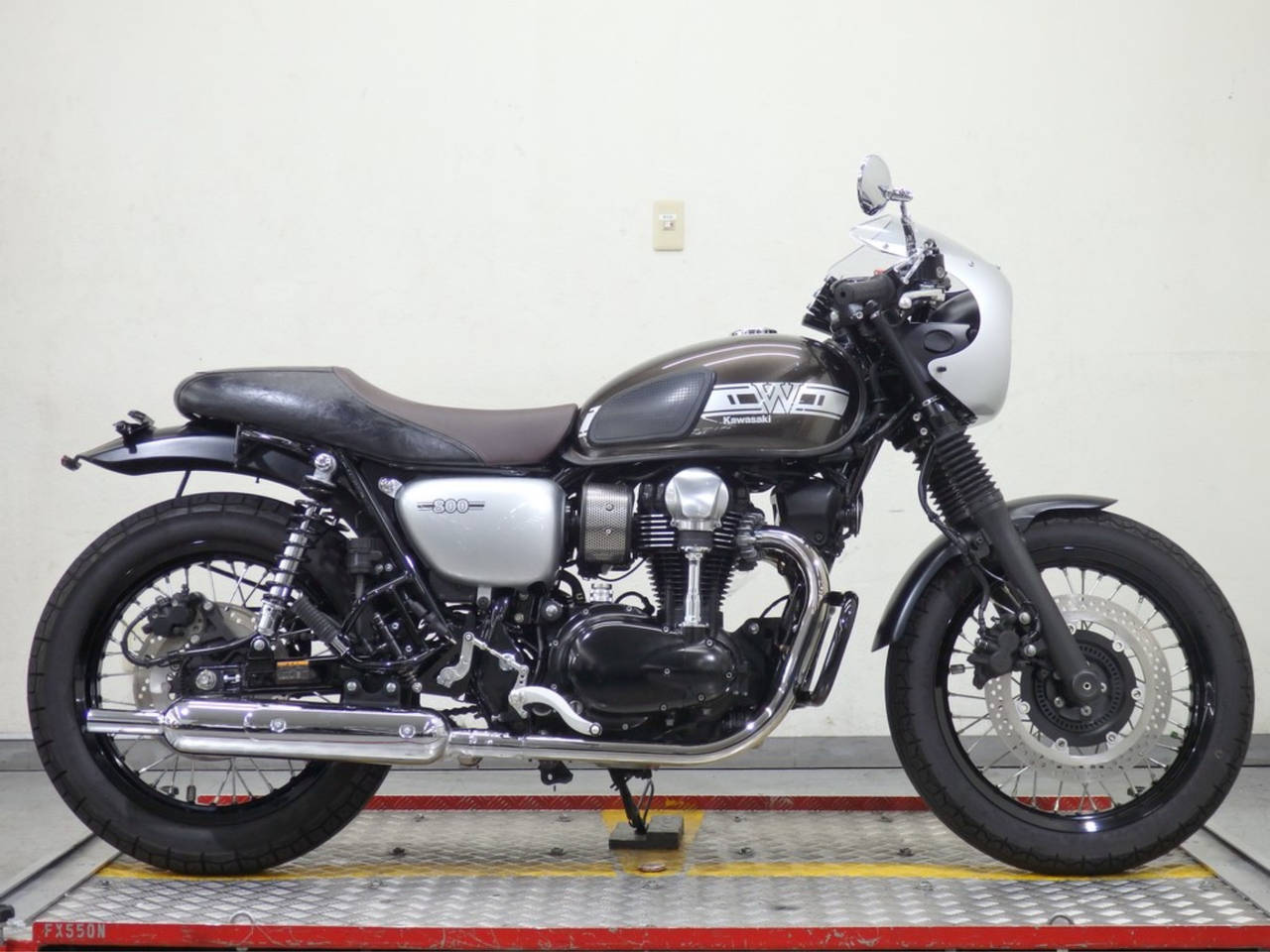 Kawasaki W800 2021