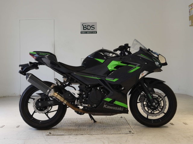 Kawasaki NINJA400 2019