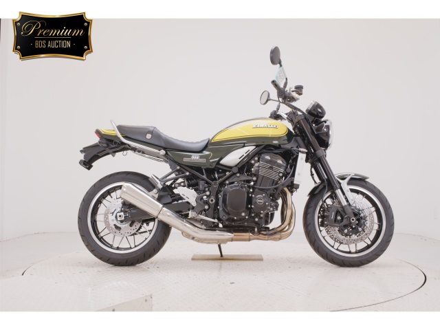 Kawasaki Z900RS 2024