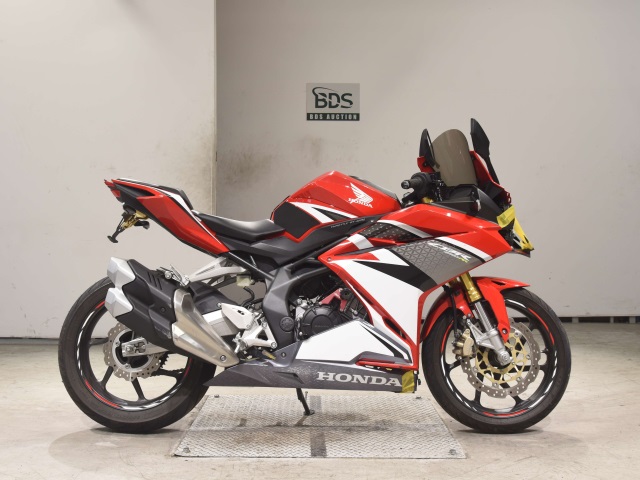 Honda CBR250RR 2017