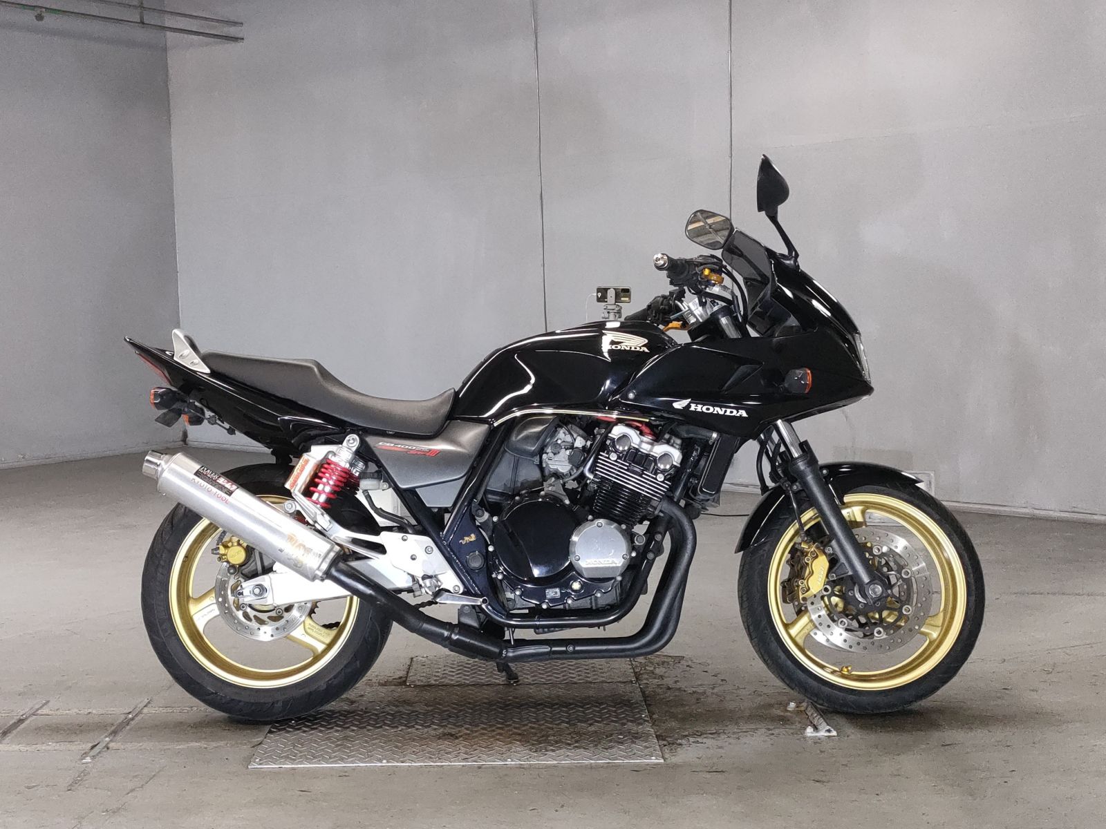 Honda CB400SFV BOLDOR 2006