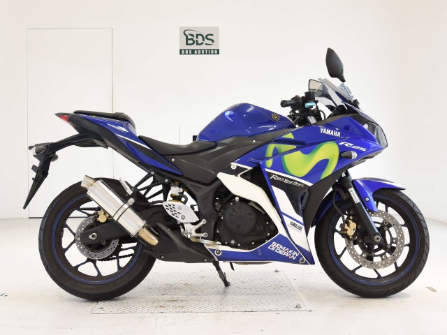 Yamaha YZF-R25 2015