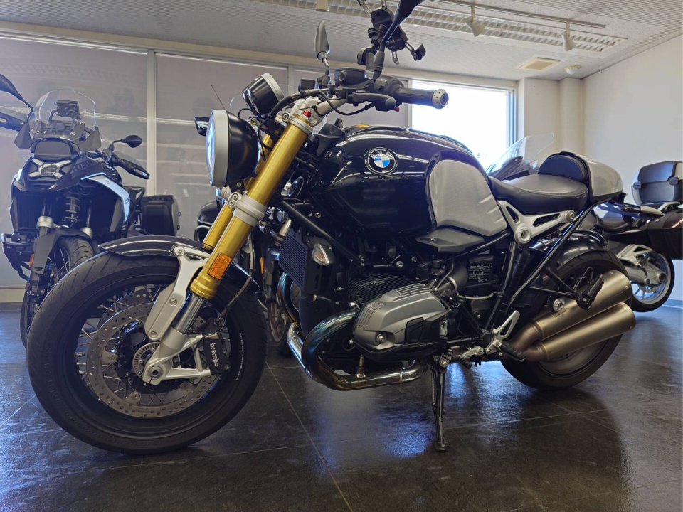 BMW R NINE T 2019