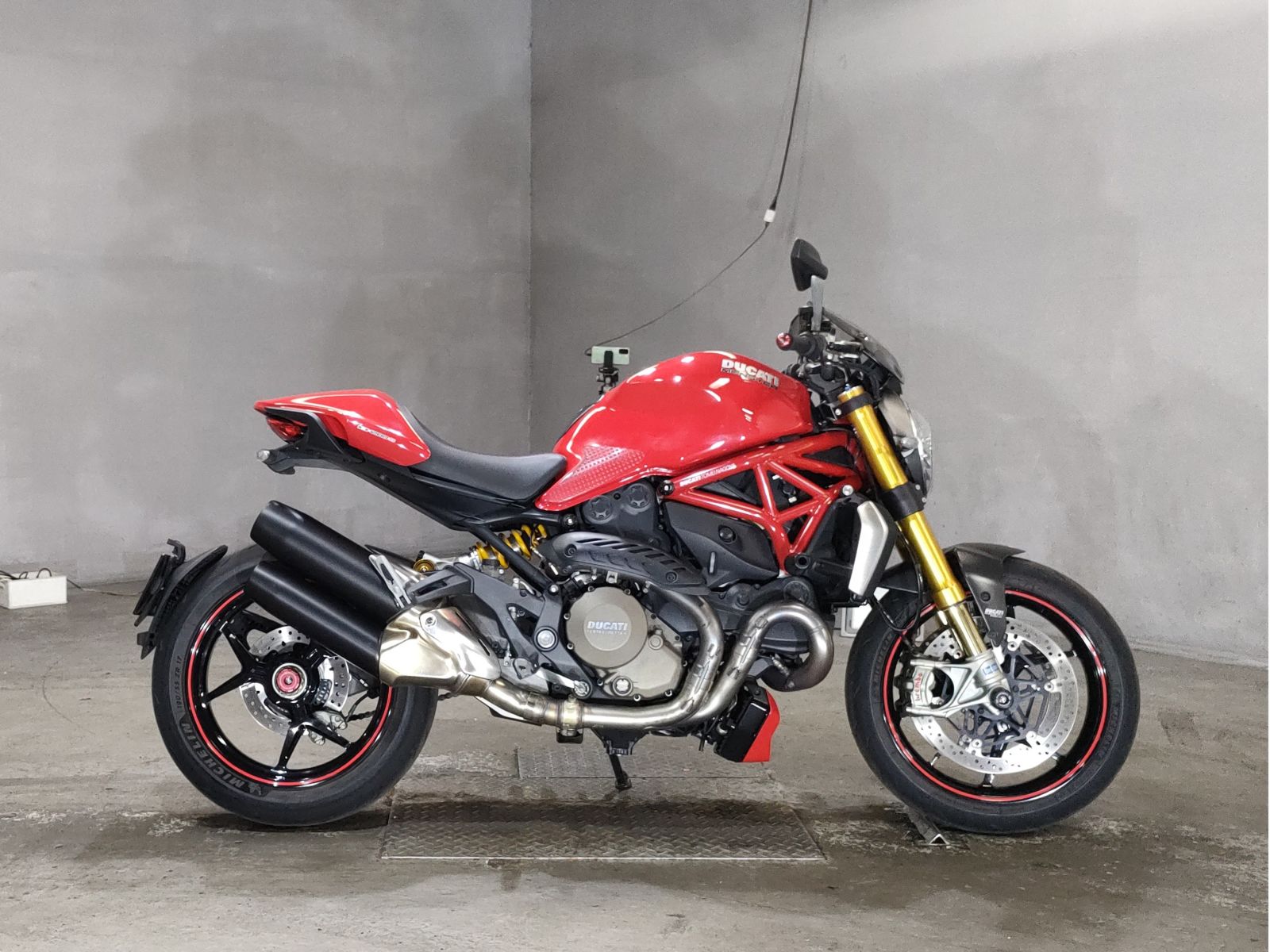 Ducati MONSTER 1200S 2014