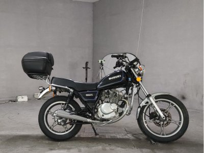 Suzuki GN125 2003