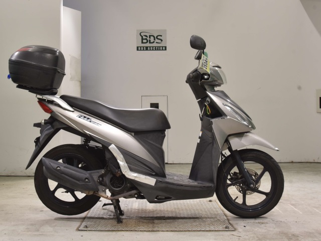 Suzuki ADDRESS V110