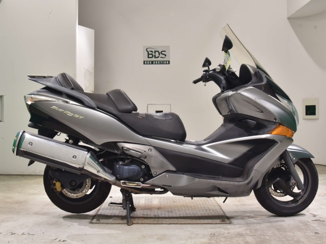 Honda SILVERWING600GTA 2012