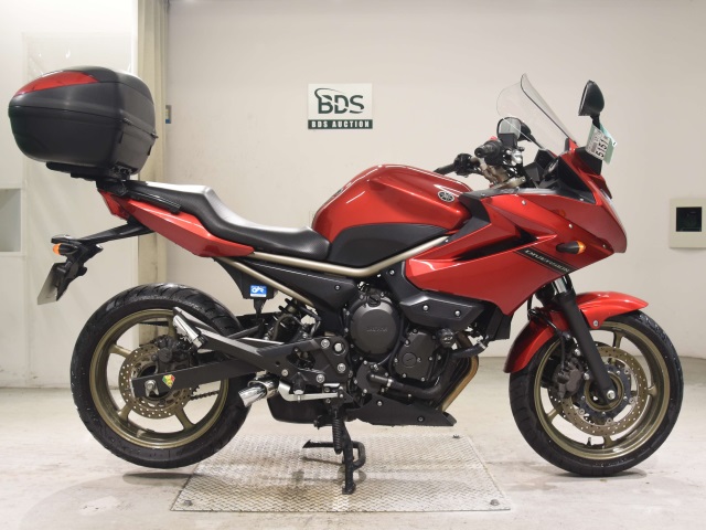 Yamaha XJ6 DIVERSION S 2011