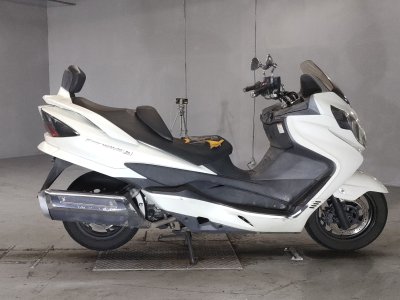Suzuki SKYWAVE 250S