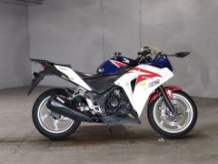 Honda CBR250R 2011