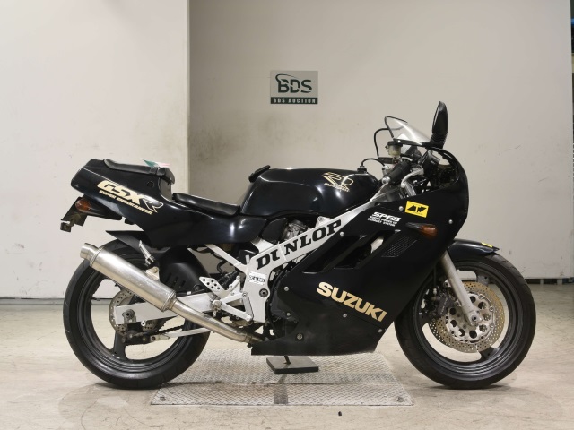 Suzuki GSX-R400