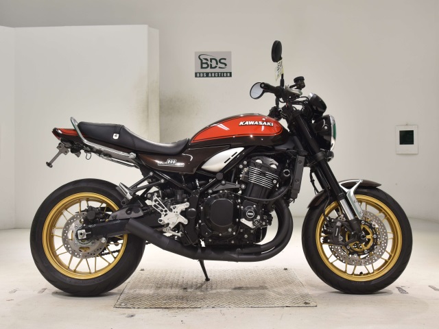 Kawasaki Z900RS 2022
