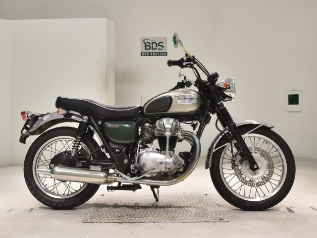 Kawasaki W650 2010