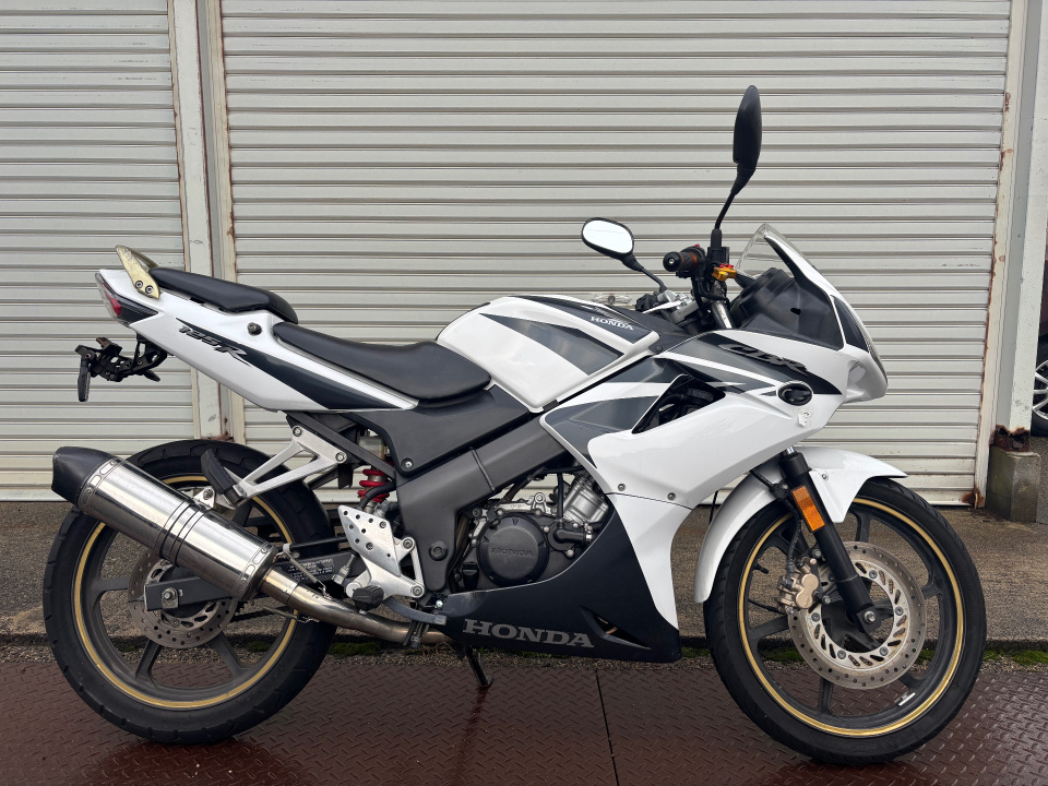 Honda CBR125R 2008