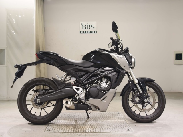 Honda CB125R 2018