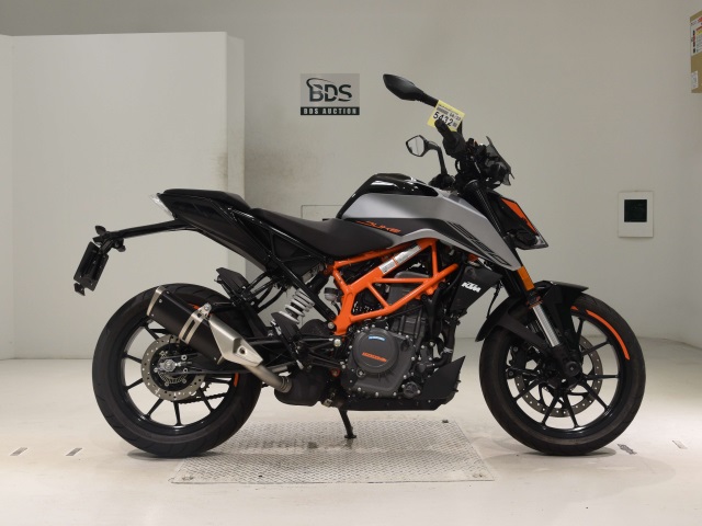 KTM 390 DUKE 2023