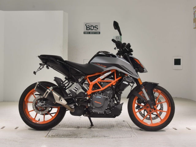KTM 390 DUKE 2023