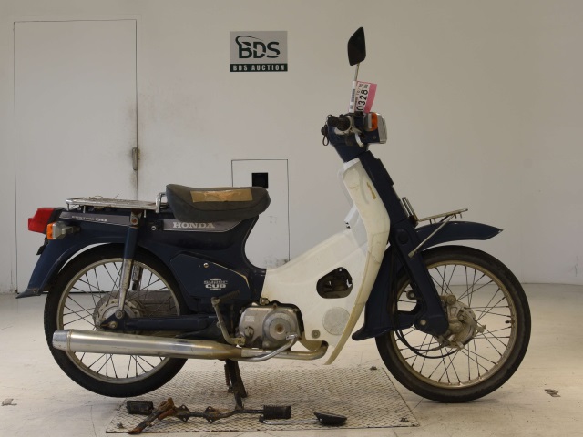 Honda C50 1993